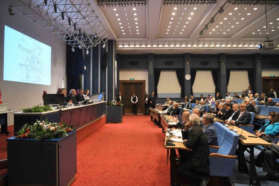 Büyükşehir Belediye Meclisi Toplandı