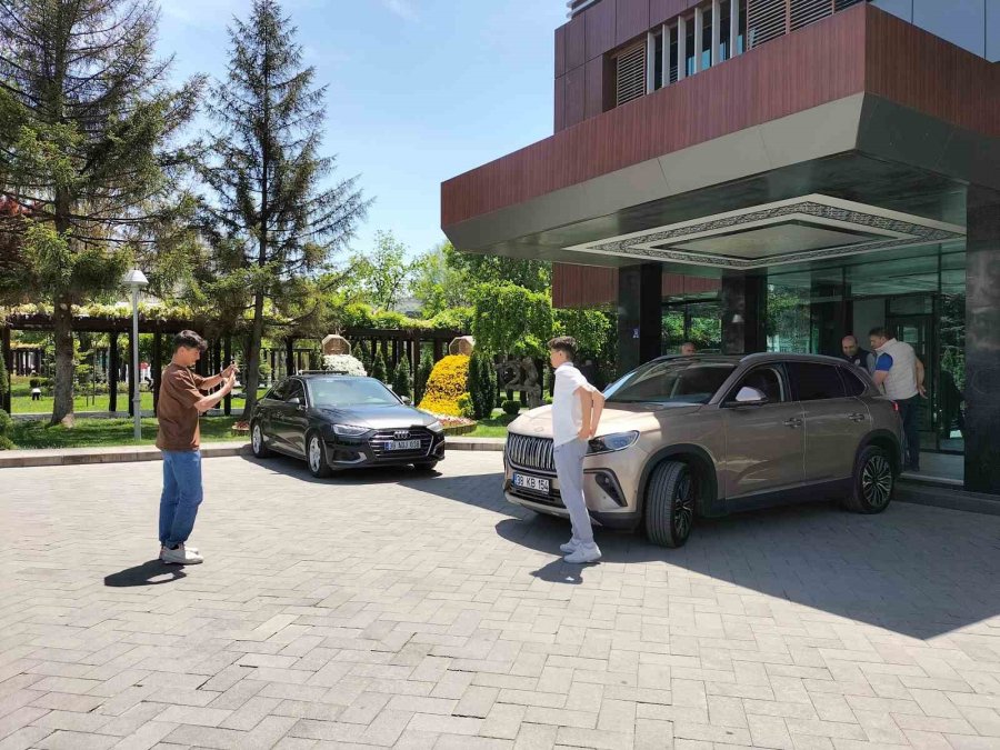 Büyükşehir’in Togg’una Kayserililer Hayran Kaldı