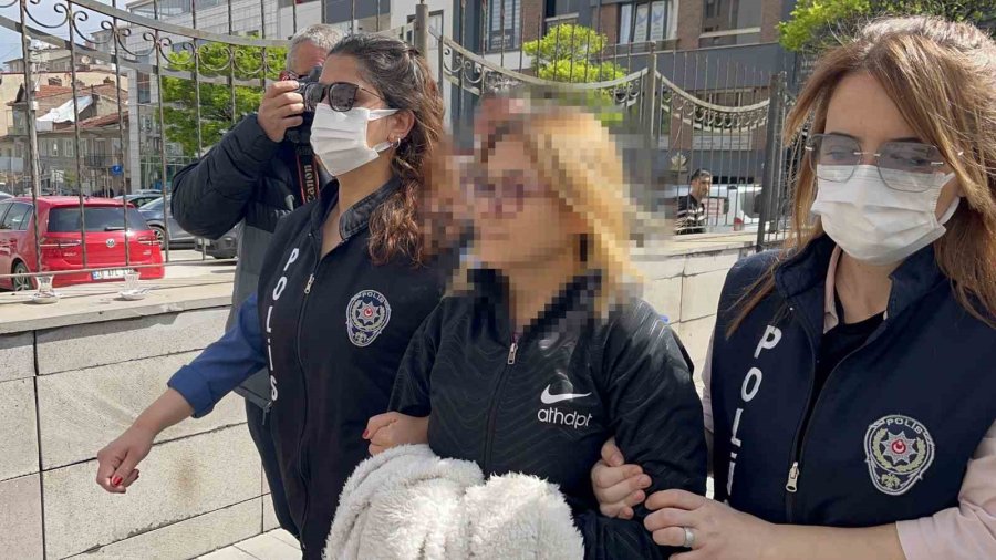 Depremzedelere Hakaret Eden Kadın ‘cumhurbaşkanı’na Hakaret’ Suçundan Gözaltına Alındı