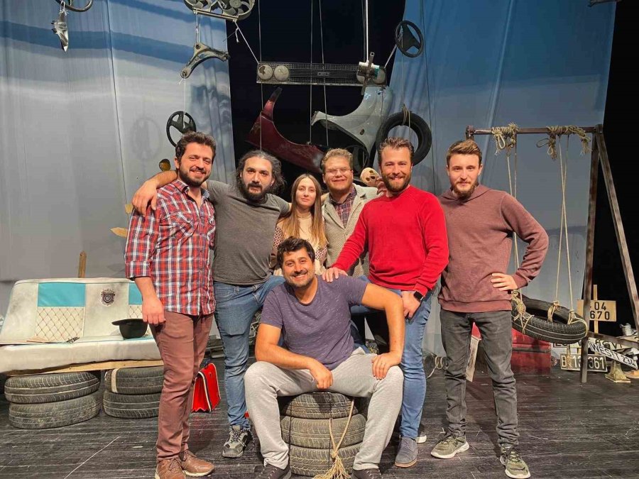 Eskişehir ‘sui Generis Tiyatro’ Özbekistan Yolcusu