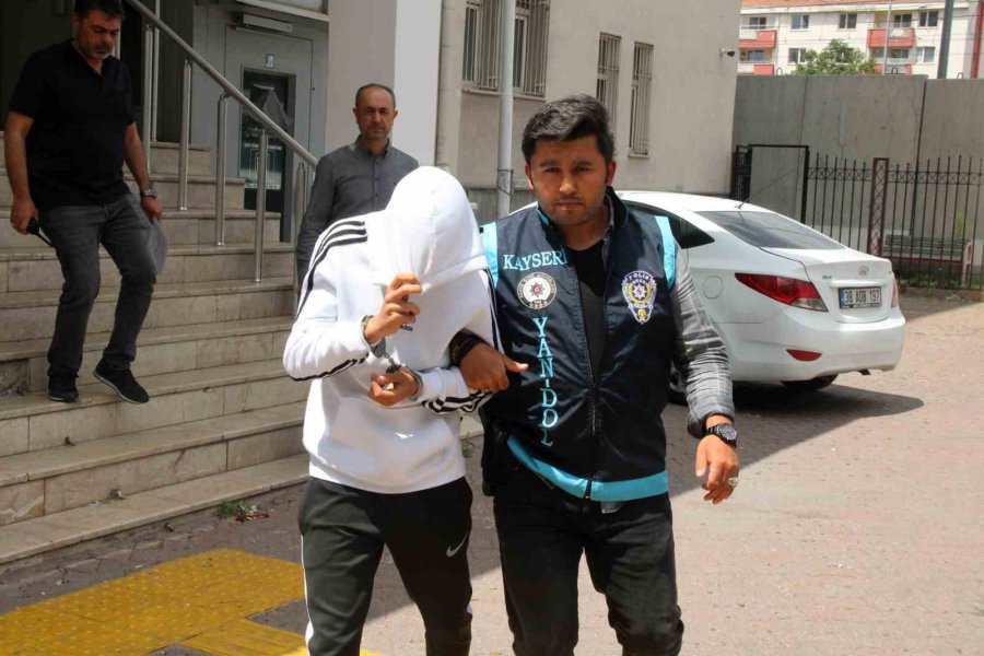 Sahte Araç İlanıyla 540 Bin Tl Dolandırdılar