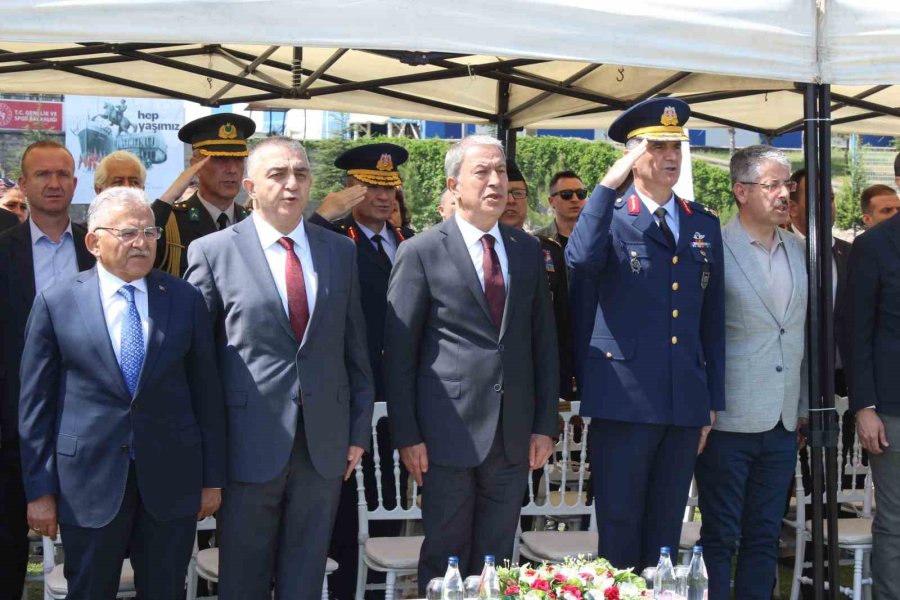 Milli Savunma Bakanı Akar’dan “tarihten Ders Alın” Vurgusu: