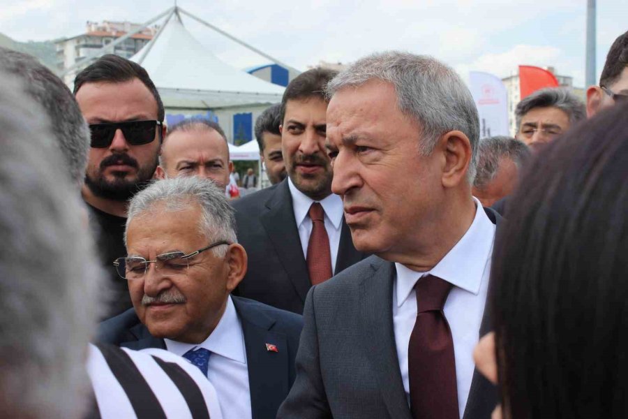 Milli Savunma Bakanı Akar’dan “tarihten Ders Alın” Vurgusu: