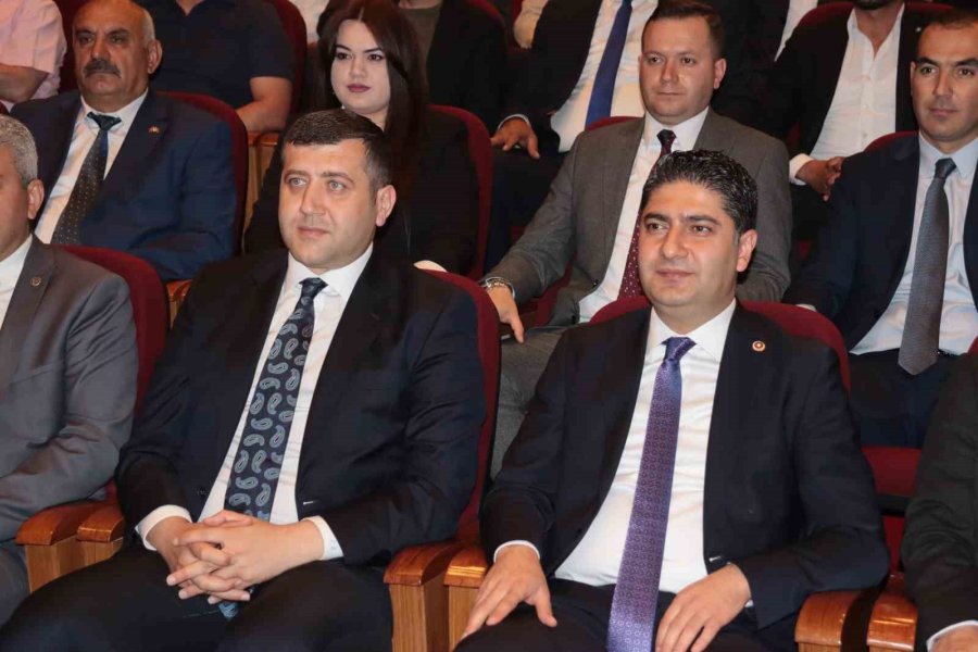 Özdemir Ve Ersoy Mazbatalarını Aldı