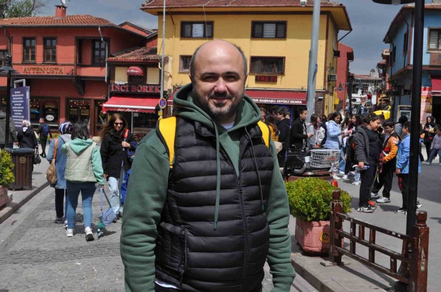 Eskişehir’i Merak Eden Yerli Turistler 3 Günlük Tatili Fırsat Bildi