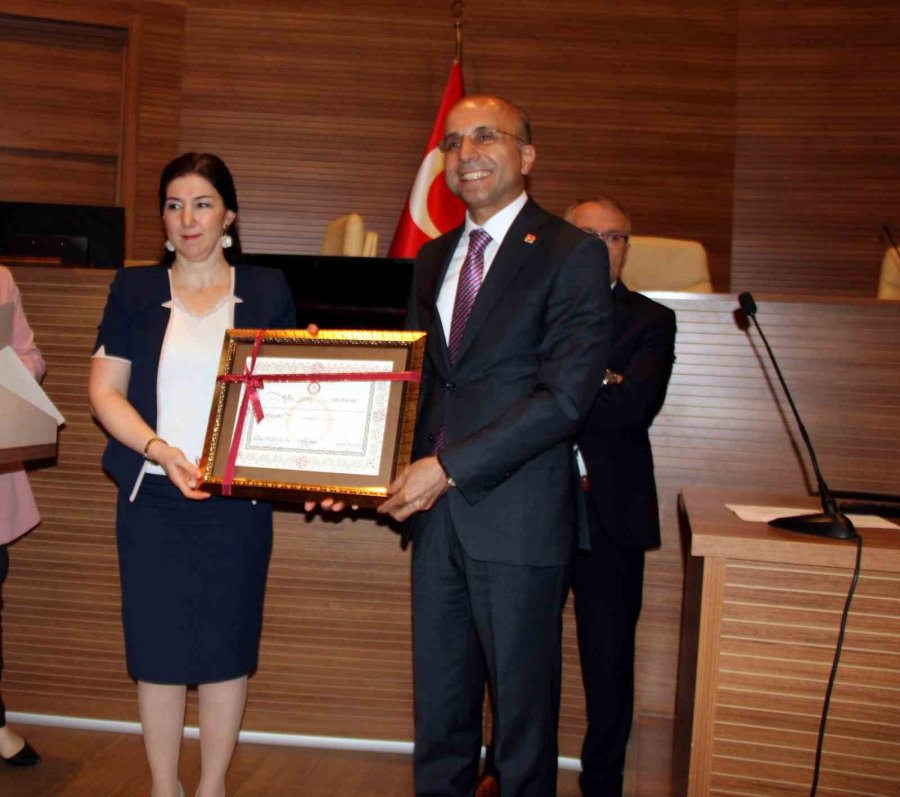 Millet İttifakı Vekilleri Mazbatalarını Aldı