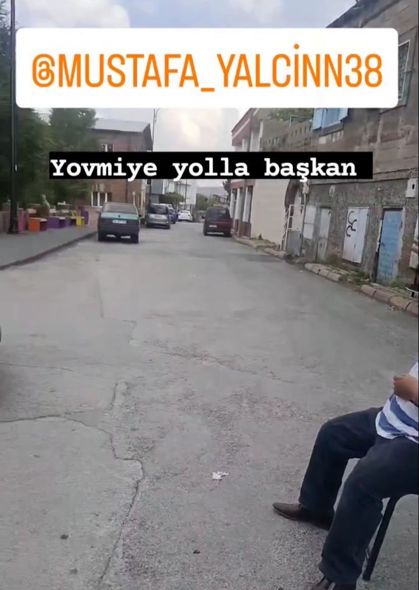Yeni Açılan Mesire Alanı Trafiği Yoğunlaştırdı, Vatandaş ’adres Sormak 10 Tl’ Pankartı Açtı