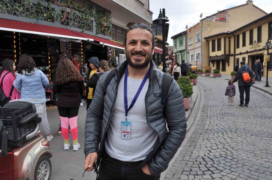 Eskişehir’i Merak Eden Yerli Turistler 3 Günlük Tatili Fırsat Bildi