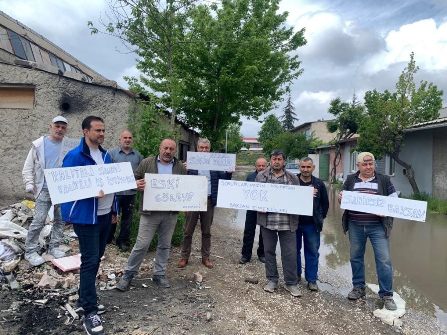 Bu Dükkânları Her Yağmurda Su Basıyor