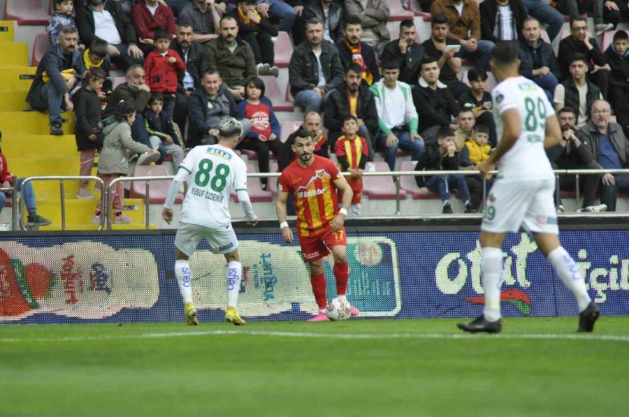 Spor Toto Süper Lig: Kayserispor: 0 - Alanyaspor: 2 (ilk Yarı)