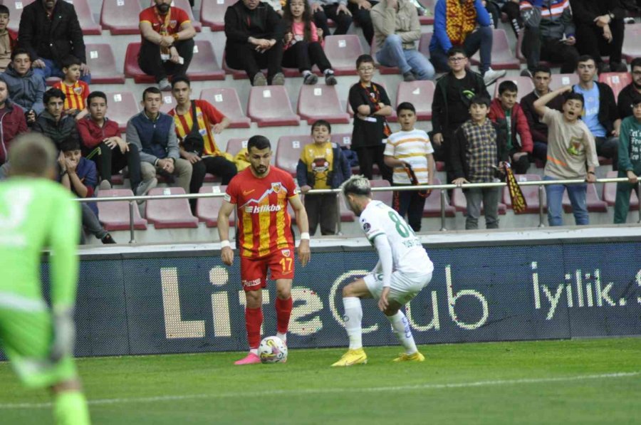 Spor Toto Süper Lig: Kayserispor: 0 - Alanyaspor: 2 (ilk Yarı)