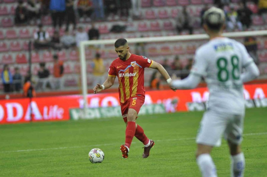 Spor Toto Süper Lig: Kayserispor: 0 - Alanyaspor: 2 (ilk Yarı)