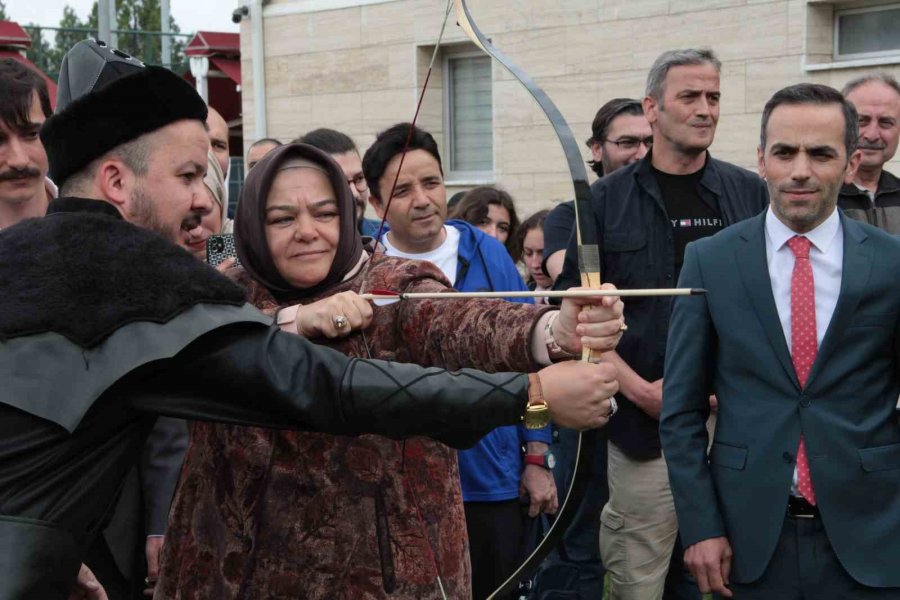 Geleneksel Okçuluk Turnuvası Ve Fidan Dikme Etkinliği Yapıldı