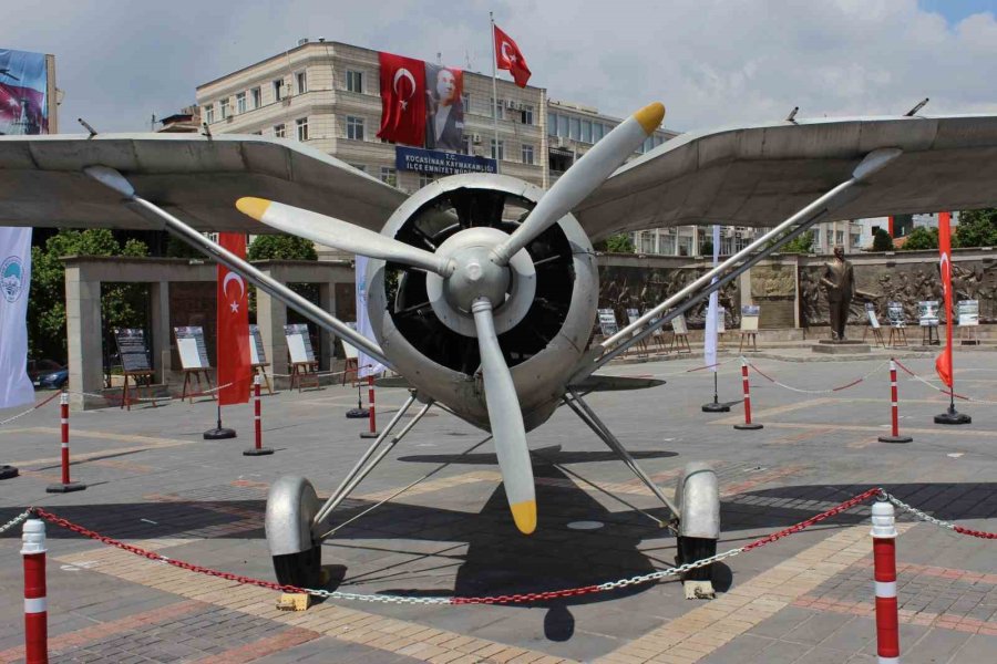 Kayseri Tayyare Fabrikası’nda Üretilen İlk P-24a Uçağına Vatandaşlardan Yoğun İlgi