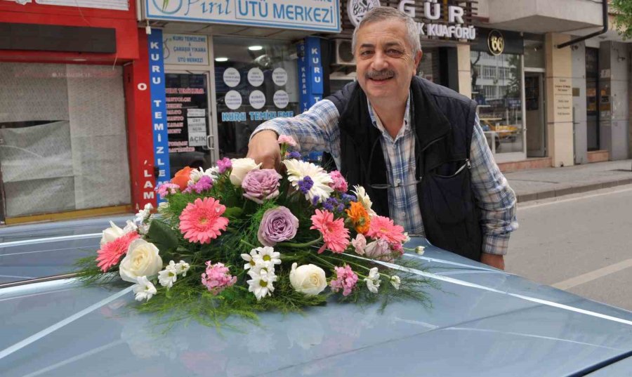 Klasik Araçlar Da Düğünlere Gelin Gibi Süsleniyor