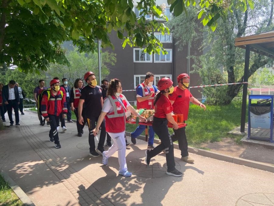 Esogü Hastanesi’nde Yangın Tatbikatı Yapıldı