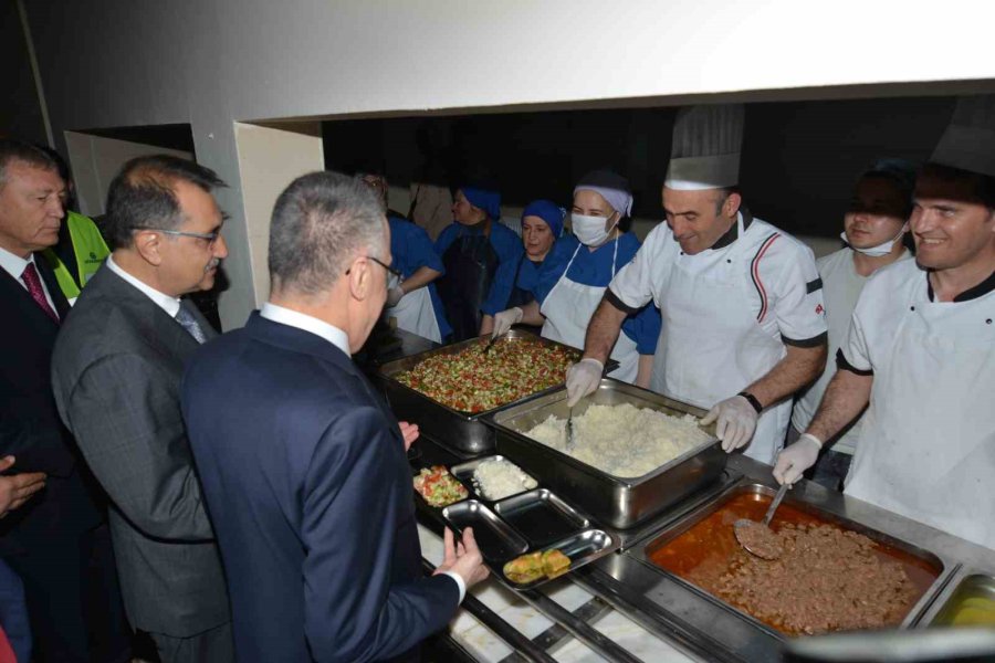 Cumhurbaşkanı Yardımcısı Oktay: “cumhurbaşkanı Yardımcılığı Sevdasına Düştükleri İçin Kendi Vatandaşlarının Sorunlarını Göremiyorlar”