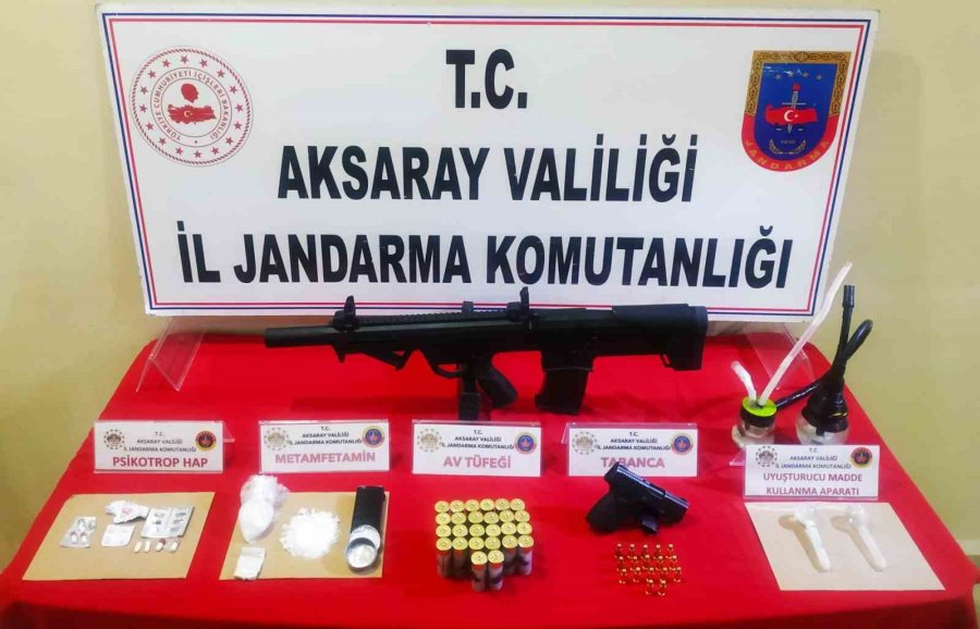 Narkotik Köpeği ’yalman’ Vites Kutusundaki Uyuşturucuyu Buldu