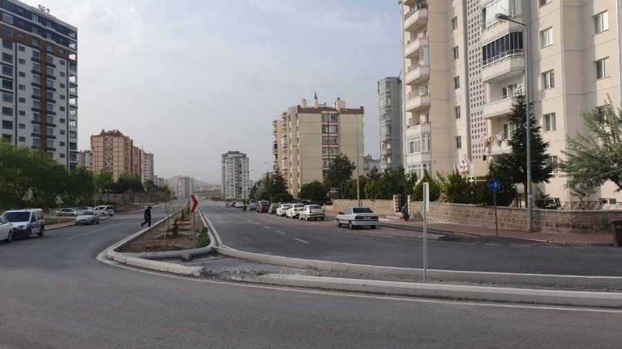 Asansör Beklerken Kalp Krizi Geçiren Şahıs Hayatını Kaybetti