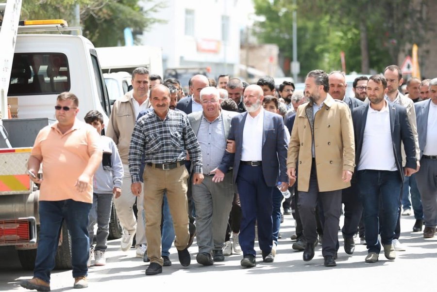 Başkan Çolakbayrakdar, Yemliha’ Da Müjdeli Haberler Verdi
