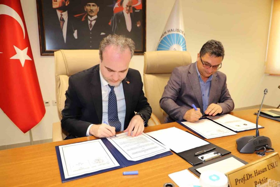 Üniversite, Doğu Akdeniz Üniversitesi İle Tarım İş Birliği Protokolü İmzalandı