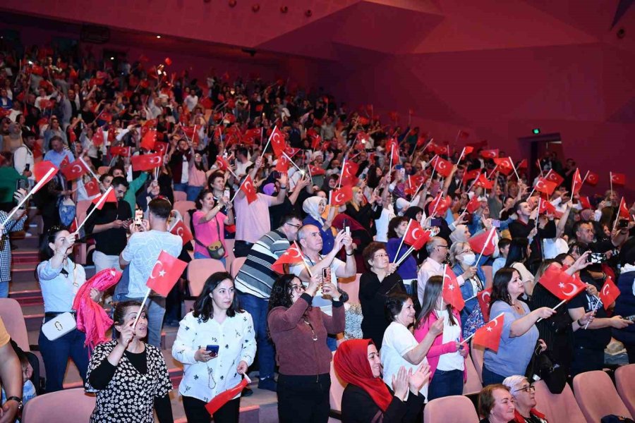 Halk Dansları Topluluğu Tam Not Aldı