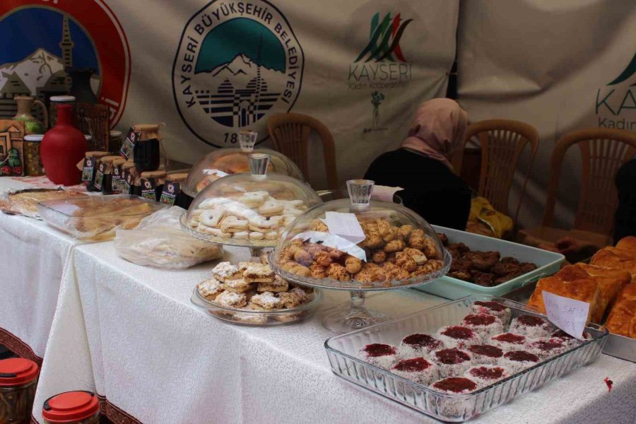 Kayseri Kalesi Türk Mutfağına Ev Sahipliği Yapıyor