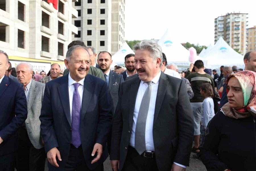 Gelişen Ve Büyüyen Melikgazi’de Dönüşüm Hızla Devam Ediyor