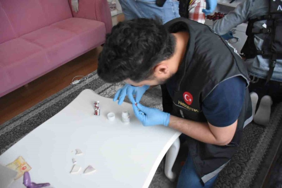 Aksaray’da Uyuşturucu Operasyonu: 4 Gözaltı