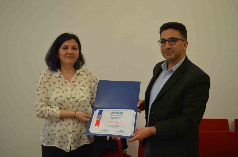 Anadolu Üniversitesi Eğitim Fakültesi, Epdad Tarafından Tekrar Akredite Edildi