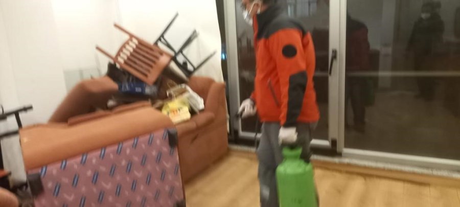 5 Milyon Liralık Evden 50 Ton Çöp Çıktı