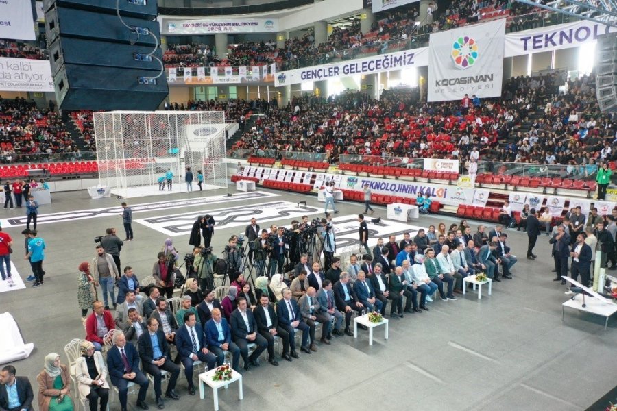 Sınır Tanımayan Teknoloji Festivali İle Gençlerin Hayalleri Gerçekleşiyor