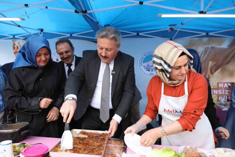 Melmek ’asırlık Tariflerle Türk Mutfağı’ Etkinliğinde Tanıtım Yaptı
