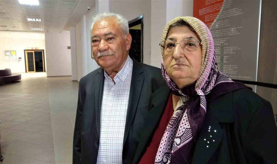 36 Yıldır Öğrencilere Burs Veren Emekli Çiftten Hastaneye 375 Bin Tl Bağış