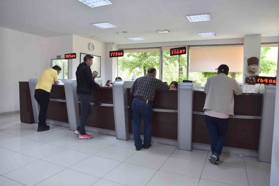 Vezneler Hafta Sonu Açık Olacak