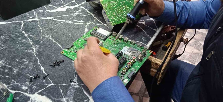 Tüplü Televizyon Kültürü Yok Oluyor