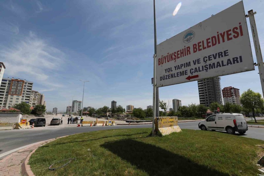 Başkan Büyükkılıç’tan Kocasinan Bulvarı’nı Havaalanı’na Bağlayacak Yolda Denetleme
