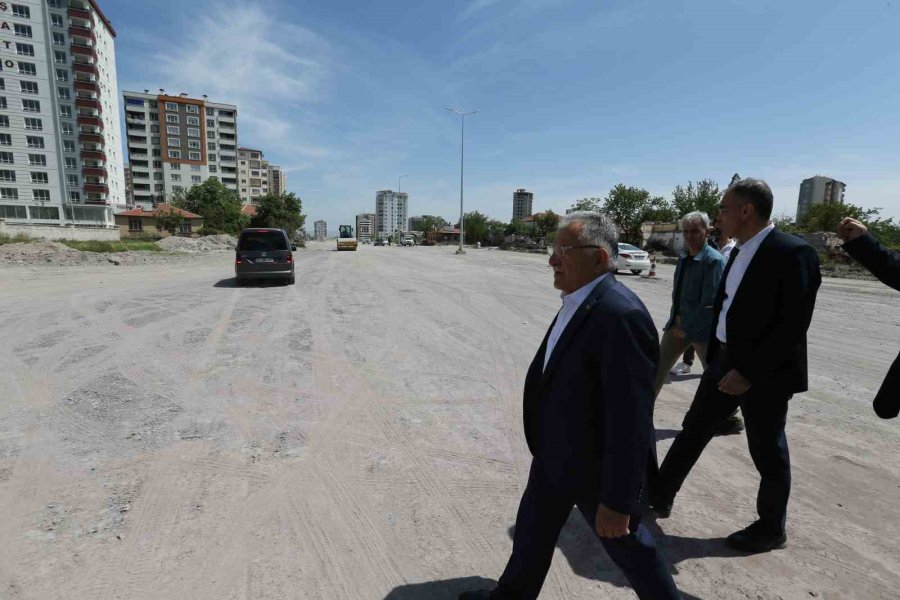 Başkan Büyükkılıç’tan Kocasinan Bulvarı’nı Havaalanı’na Bağlayacak Yolda Denetleme