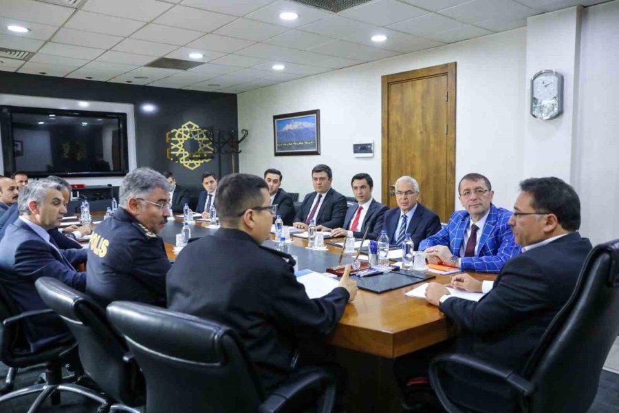 Seçim Güvenliği Toplantısı Vali Çiçek Başkanlığı’nda Gerçekleştirildi