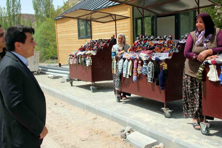 Coğrafi İşaretli Soğanlı Bebekleri Dünyaya Açılıyor