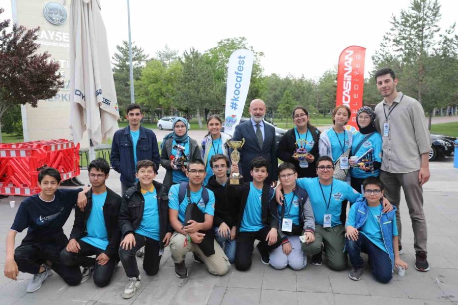 Başkan Çolakbayrakdar; “anadolu’da ‘dijital Bir Fidan’ Diktik. Gayretle Büyüyecek”