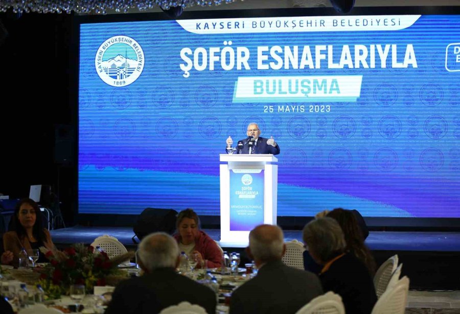 Bakan Akar İle Başkan Büyükkılıç, Şoför Esnafıyla Buluştu