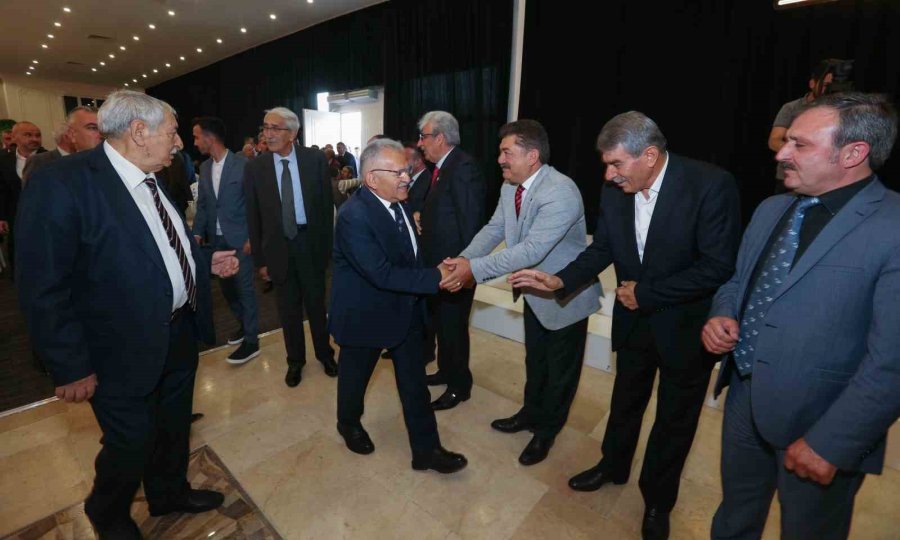 Bakan Akar İle Başkan Büyükkılıç, Şoför Esnafıyla Buluştu