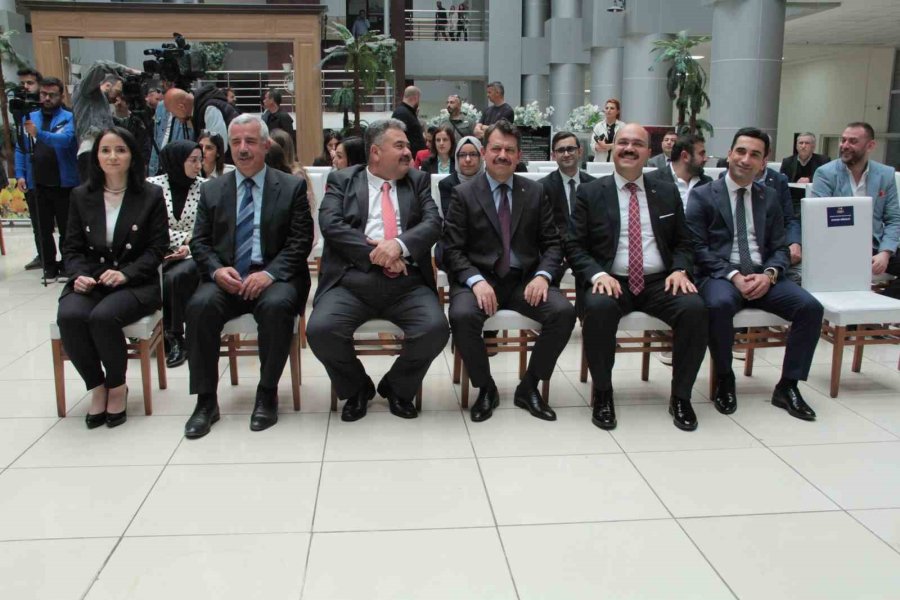 Ak Parti Eskişehir Milletvekilleri Mazbatalarını Aldı