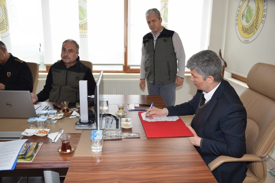 Eskişehir 230 Personel Ve Eğitim Verilen 2 Bin Gönüllü İle Yangınlarla Mücadeleye Hazır