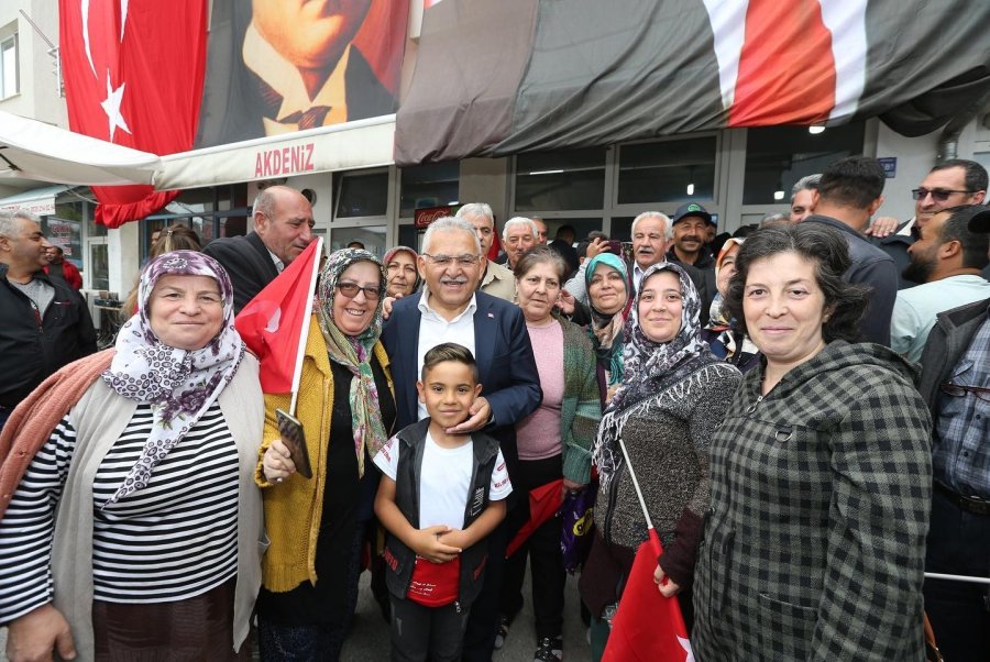 Bakan Akar, Başkan Büyükkılıç Ve Milletvekili Ersoy, Seyir Terası’nda Bünyan’ı İzledi