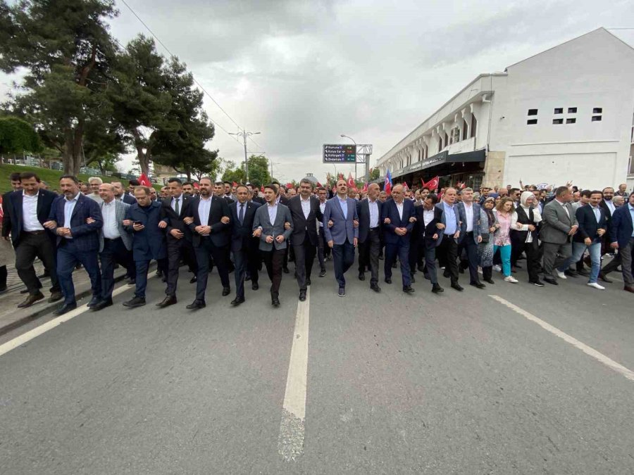 Ak Parti Konya Teşkilatından Seçim Öncesi Yürüyüş