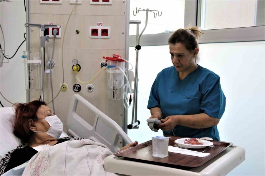400 Yataklı Devlet Hastanesinde Diyaliz Hastalarına Vip Hizmet