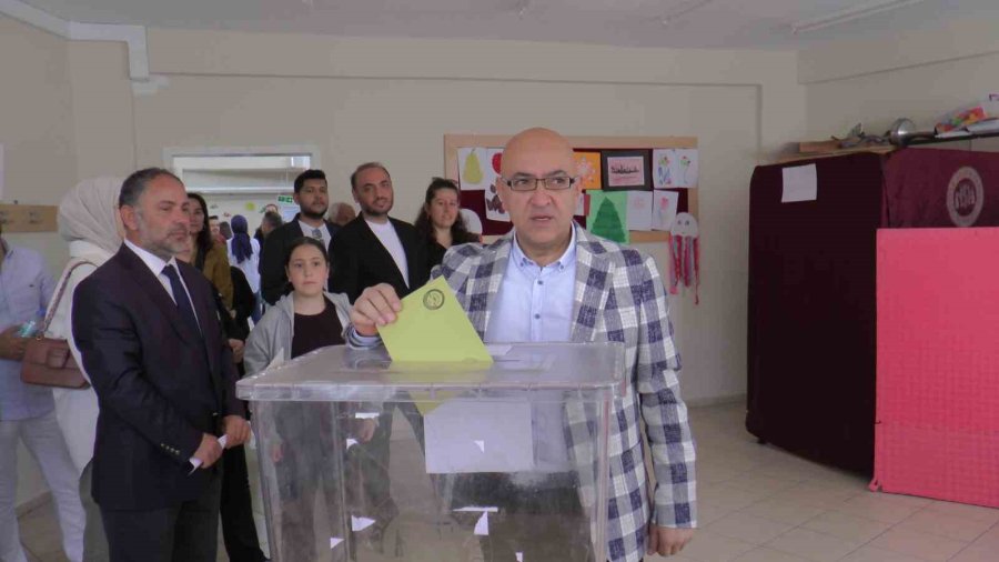 Murat Cahid Cıngı: “cumhurbaşkanımız Halkımızın Teveccühü İle İnşallah Yüksek Oranla Yeniden Seçilecek”