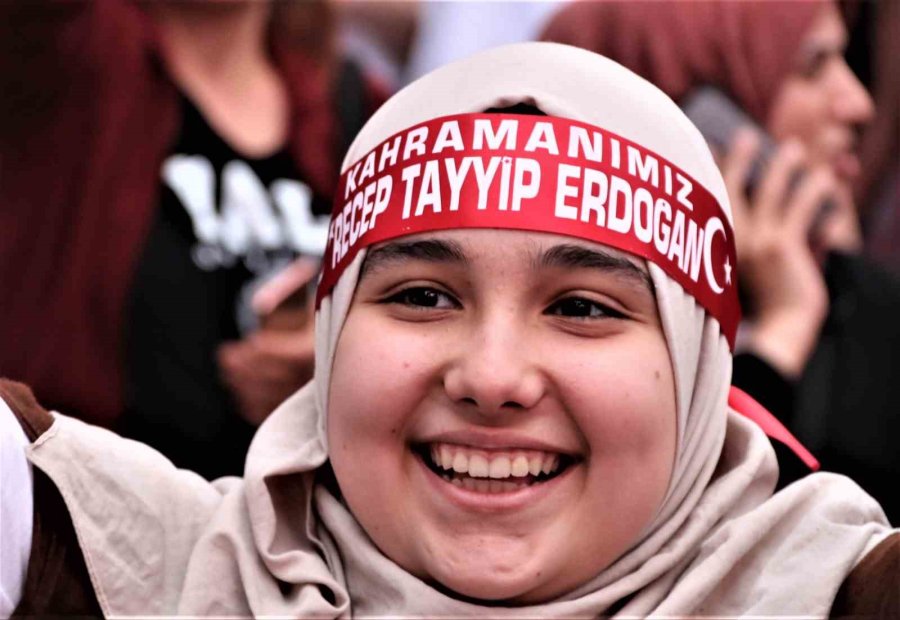 Bakan Çavuşoğlu’ndan Zafer Konuşması: “bu Millet Sana Güvenmiyorsa Dön Aynaya Bak. Kaç Seçimdir Kaybediyorsun”